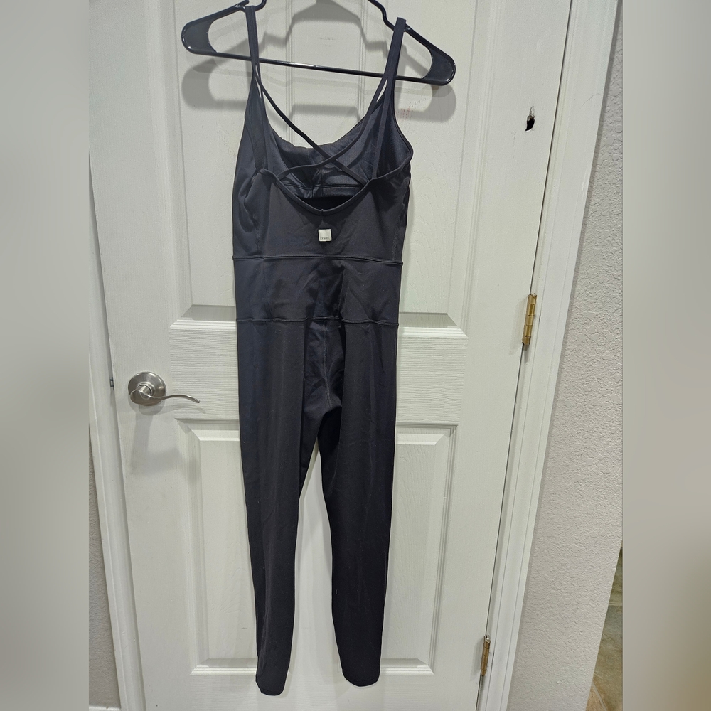 EUC Vuori Black Mindset Jumpsuit Size Small - Picture 9 of 9